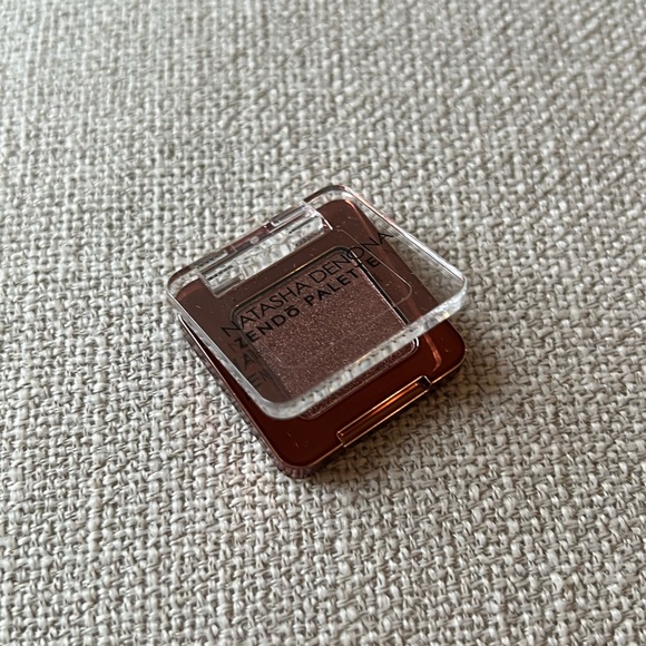 Natasha Denona Zendo Eyeshawdow Palette Sense 384M - Picture 3 of 4